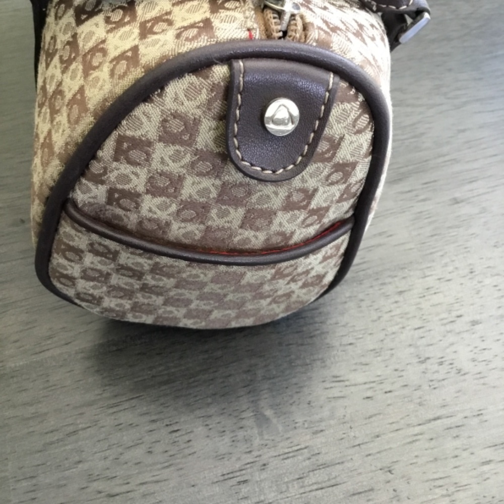 Liz Claiborne Mini Purse - Picture 4 of 9